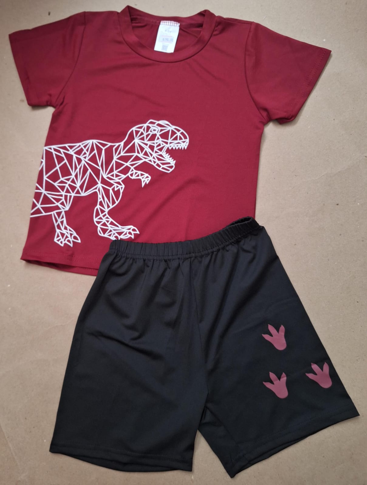 Conjunto Dinosaurio Vino