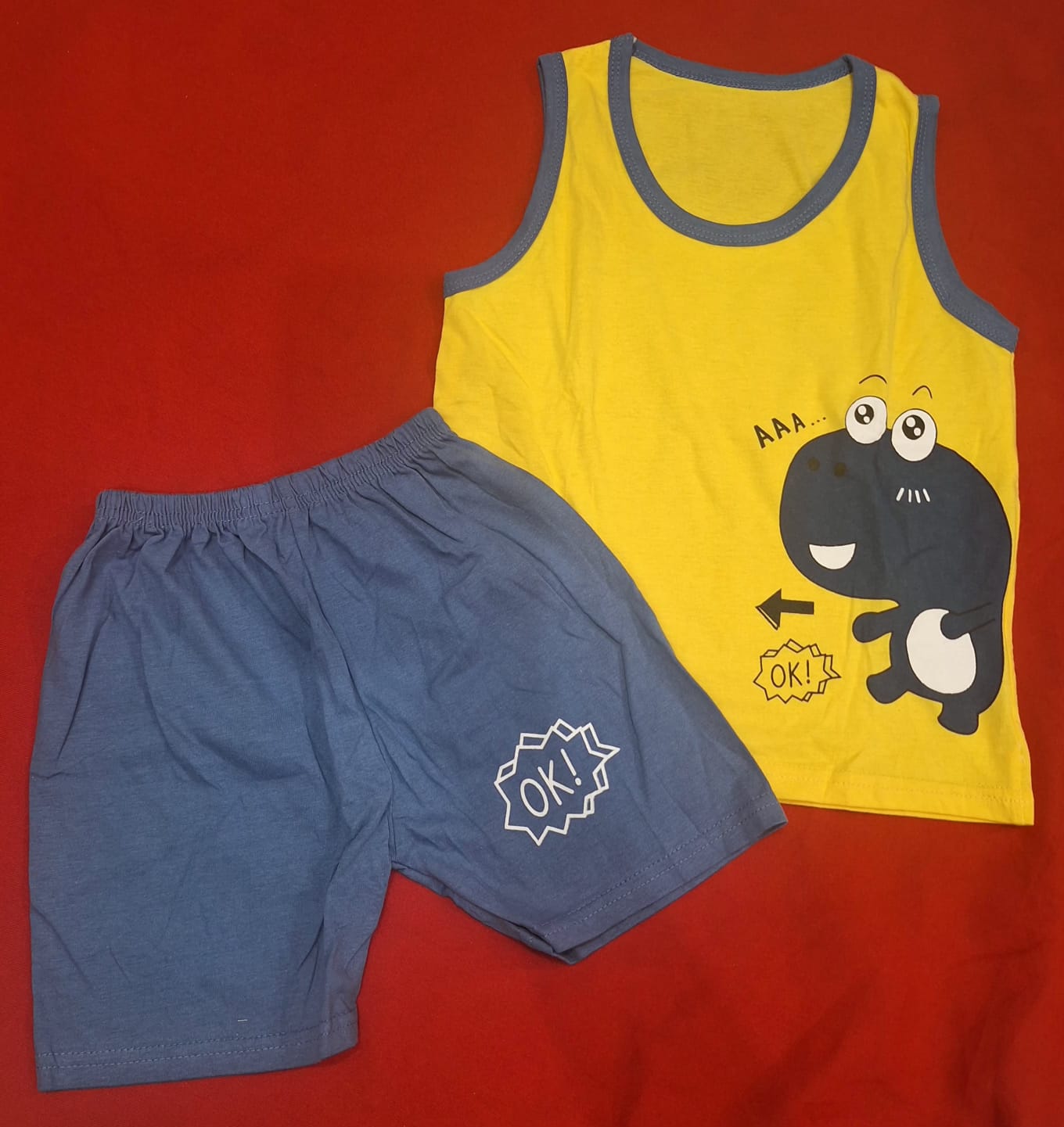 Conjunto Dinosaurio OK