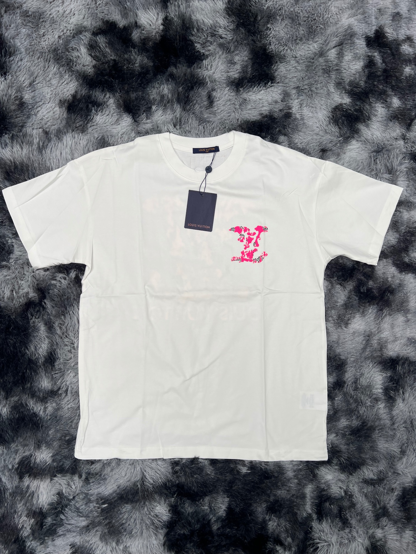 Playera LV