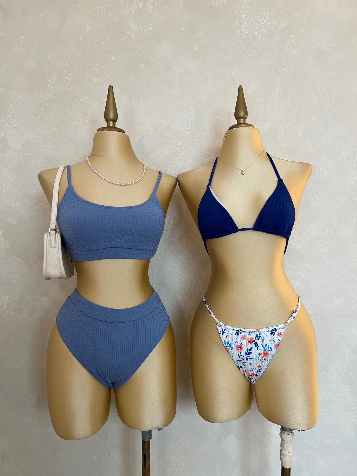 Bikinis Azules