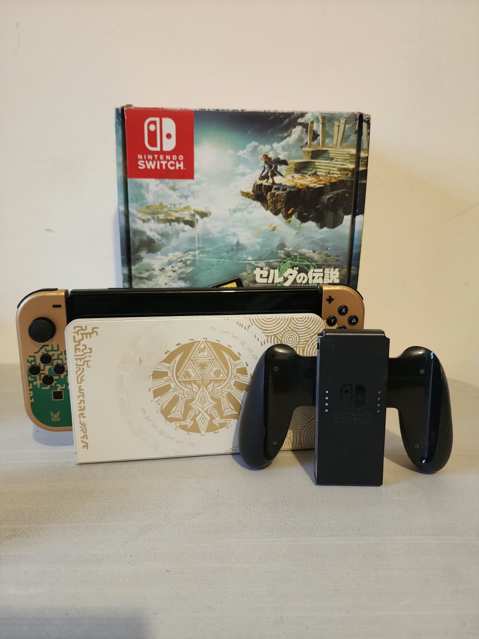 Nintendo Switch Modelo OLED (The Legend of Zelda: Tears of the Kingdom Edition)